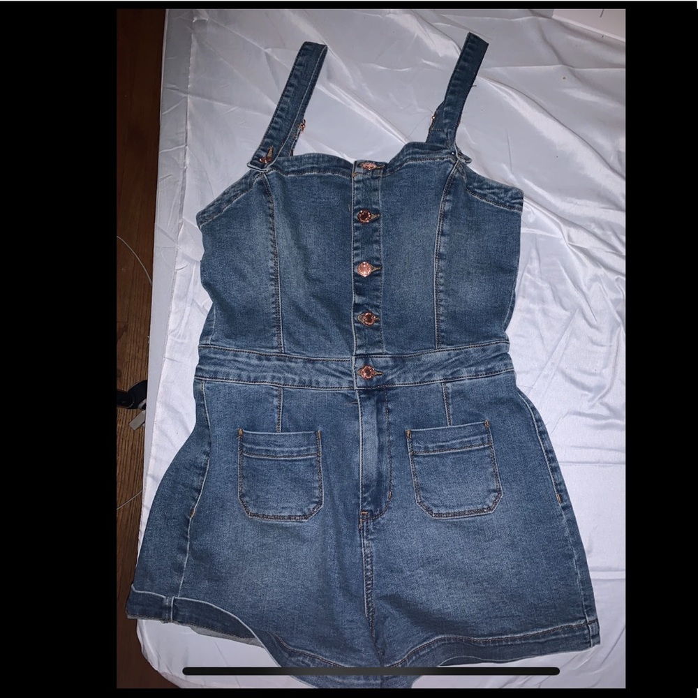 GUESS Overalls LIKE NEW worn once